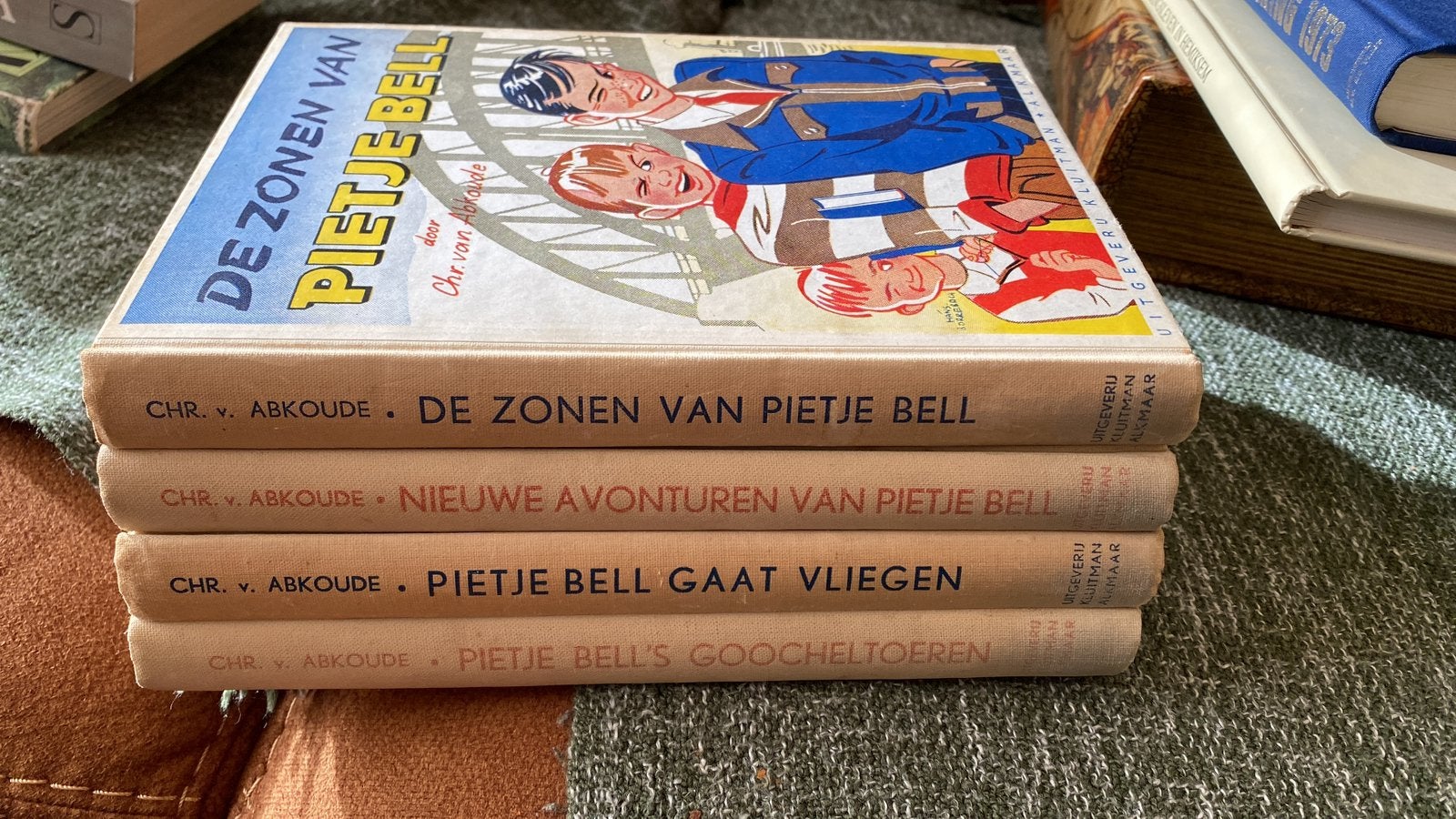 4 retroboeken van Pietje Bell, Boeken, Stripverhalen, Meerdere stripboeken, Ophalen, Gelezen