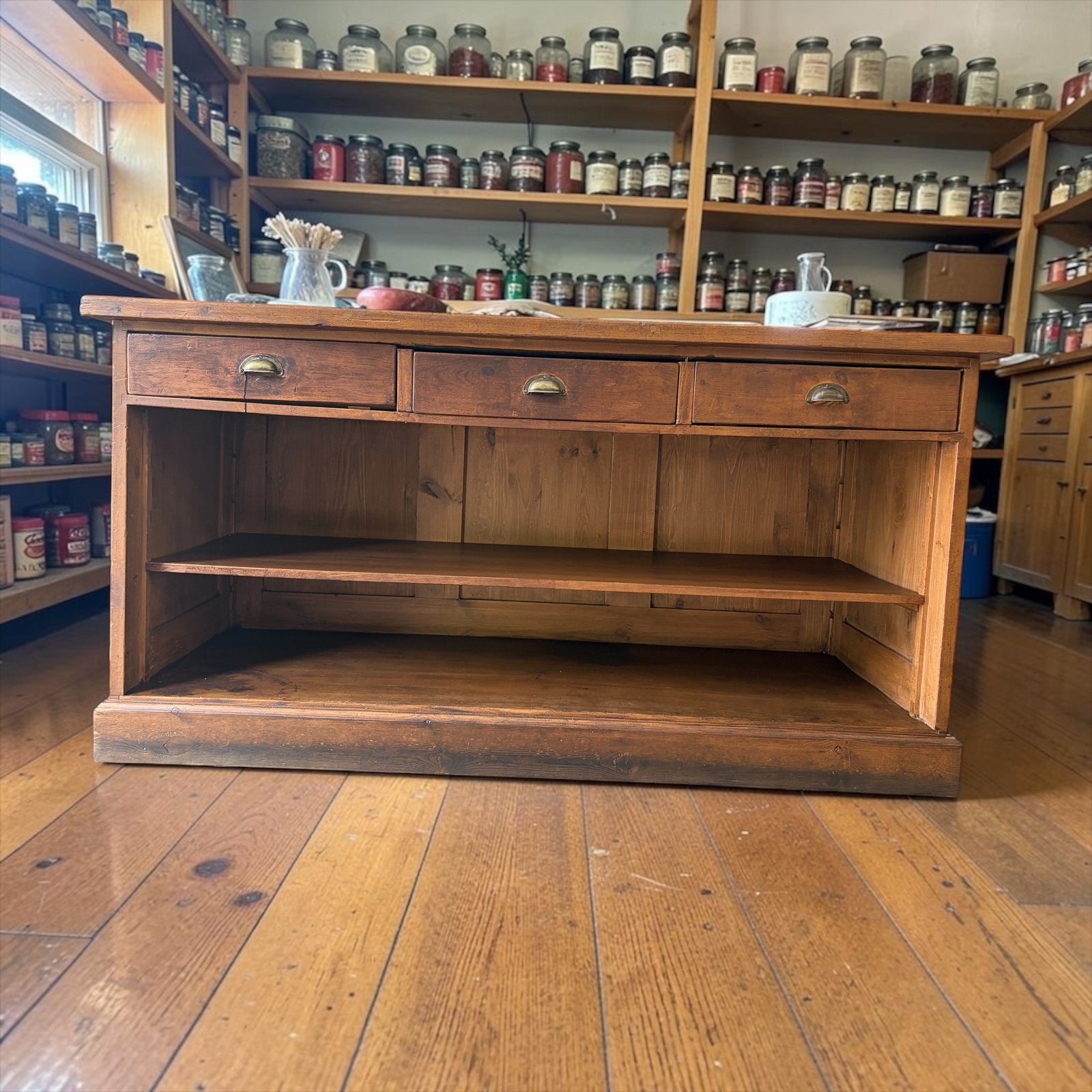 Vintage houten winkeltoog / toonbank / keukeneiland, Verzenden, Gebruikt