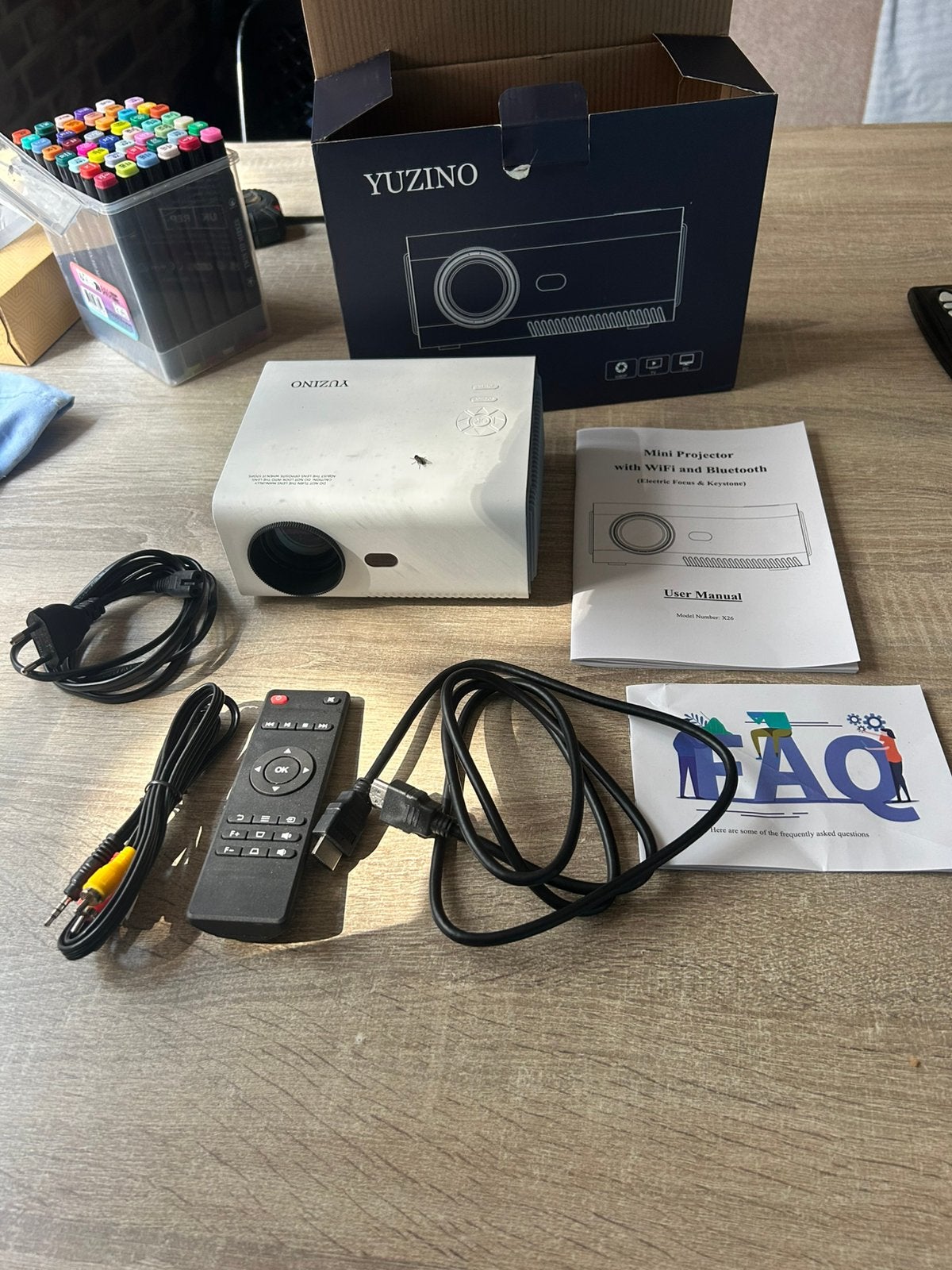Beamer en electric scherm, Audio, Tv en Foto, Ophalen, Nieuw