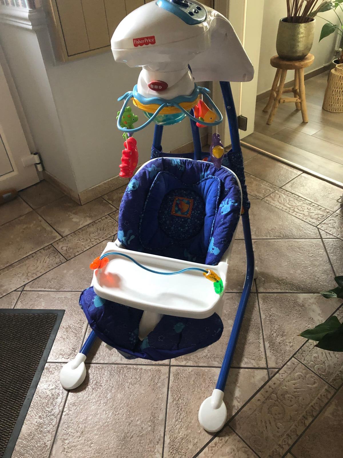 Baby Schommelstoel op batterijen., Kinderen en Baby's, Ophalen, Fisher-Price, Schommelstoel, Met gordel(s) of riempje(s)
