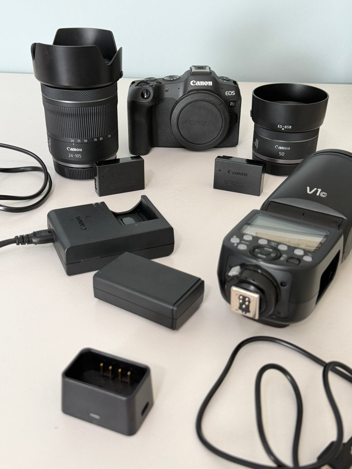 Camera Canon R8 + accessoires, Ophalen, Canon, Zo goed als nieuw, Bluetooth