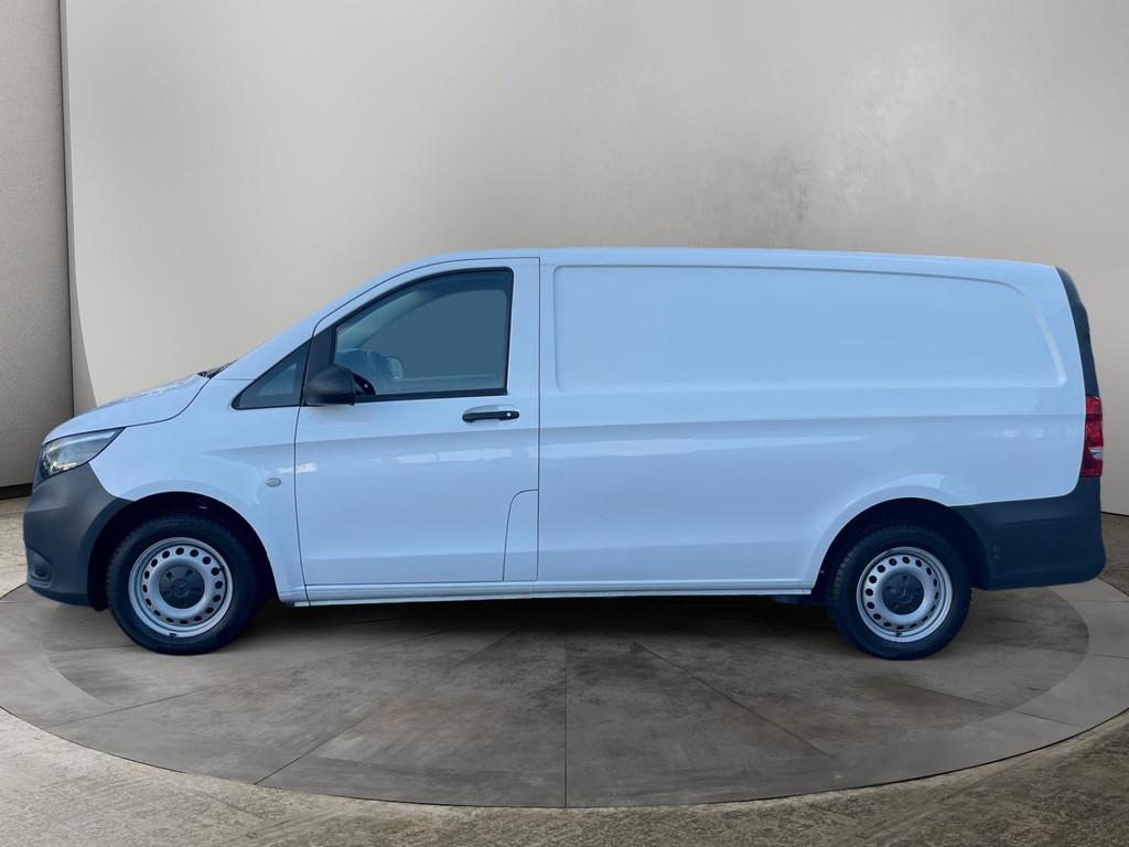 Mercedes-Benz Vito 110 CDI L2 (bj 2023), Auto's, Gebruikt, Zwart, 4 cilinders, 2000 kg