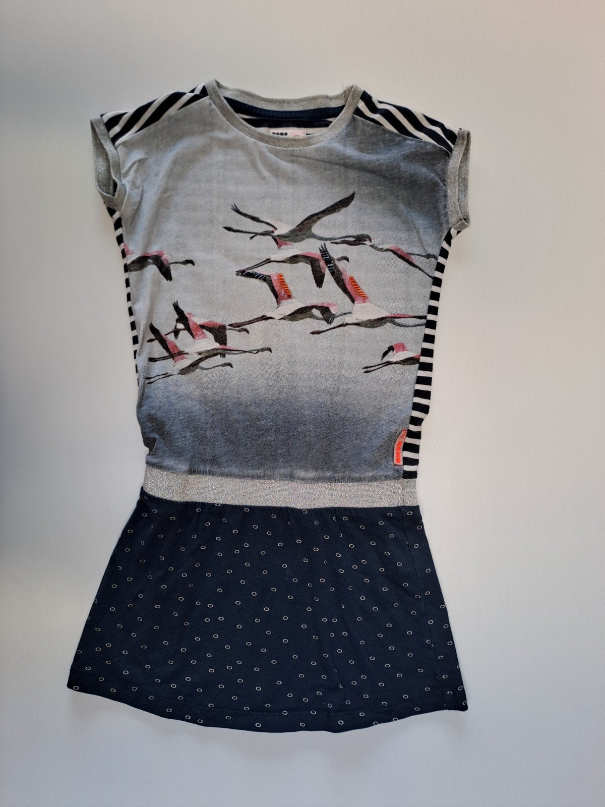 Robe d'été en forme de flamant rose gris, blanc et bleu fonc, Enfants & Bébés, Robe ou Jupe, Enlèvement ou Envoi, Nono, Utilisé