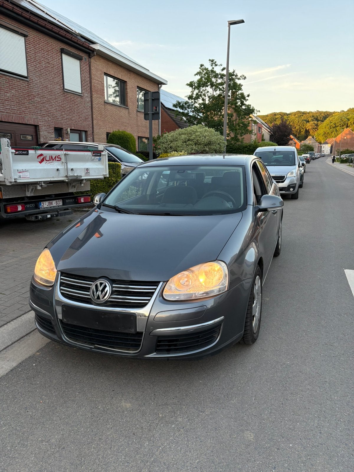 Vw jetta 1.6 essence premier propriétaire, Auto's, Volkswagen, Voorwielaandrijving, Zwart, Electronic Stability Program (ESP)