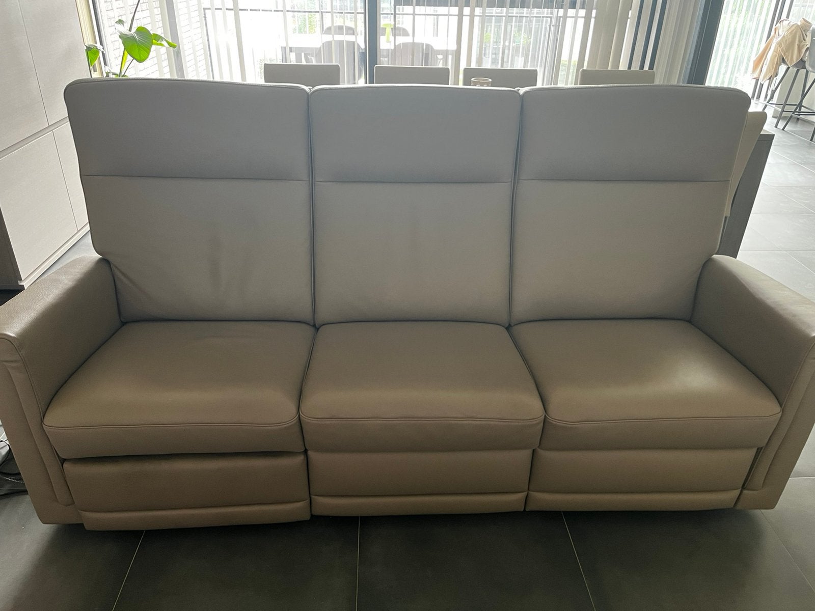 Lederen zetel 3-zit met 1 relax + fauteuil zonder relax, Enlèvement, Comme neuf, Trois personnes, Banc droit