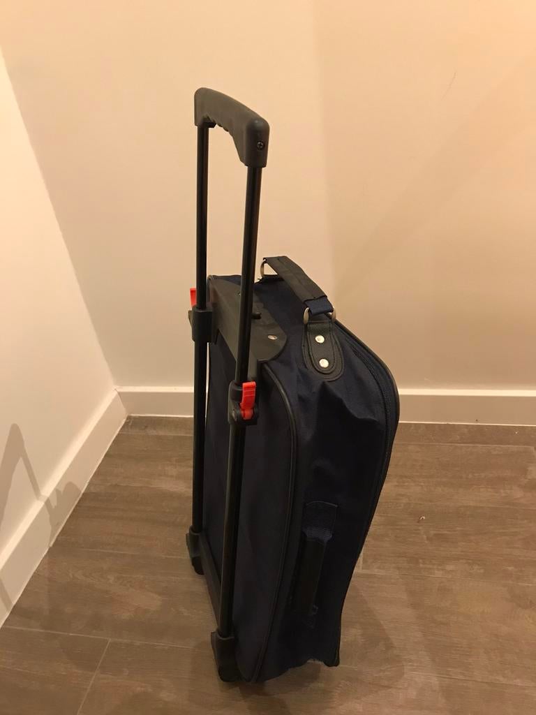 NİEUWE CABİN KOFFER / HANDBAGAGE / UİTSTAPKOFFER, Handtassen en Accessoires, Koffers, Wieltjes, Nieuw, Minder dan 50 cm, Ophalen of Verzenden