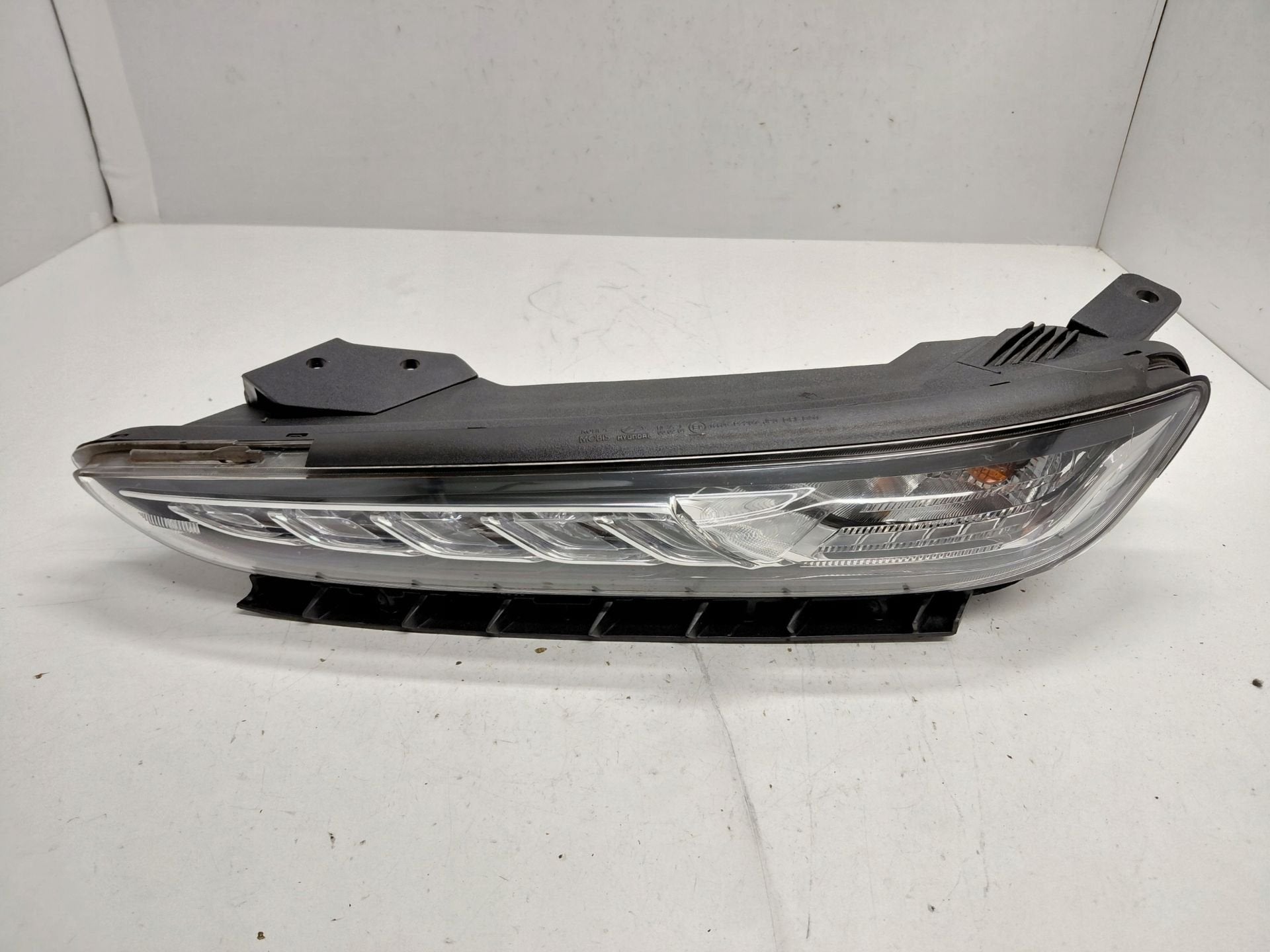 Hyundai Kona Koplamp Links Hyundai, Gebruikt, Heolleung-ro 12
06797  Seoul, Info@hyundai.com, Hyundai