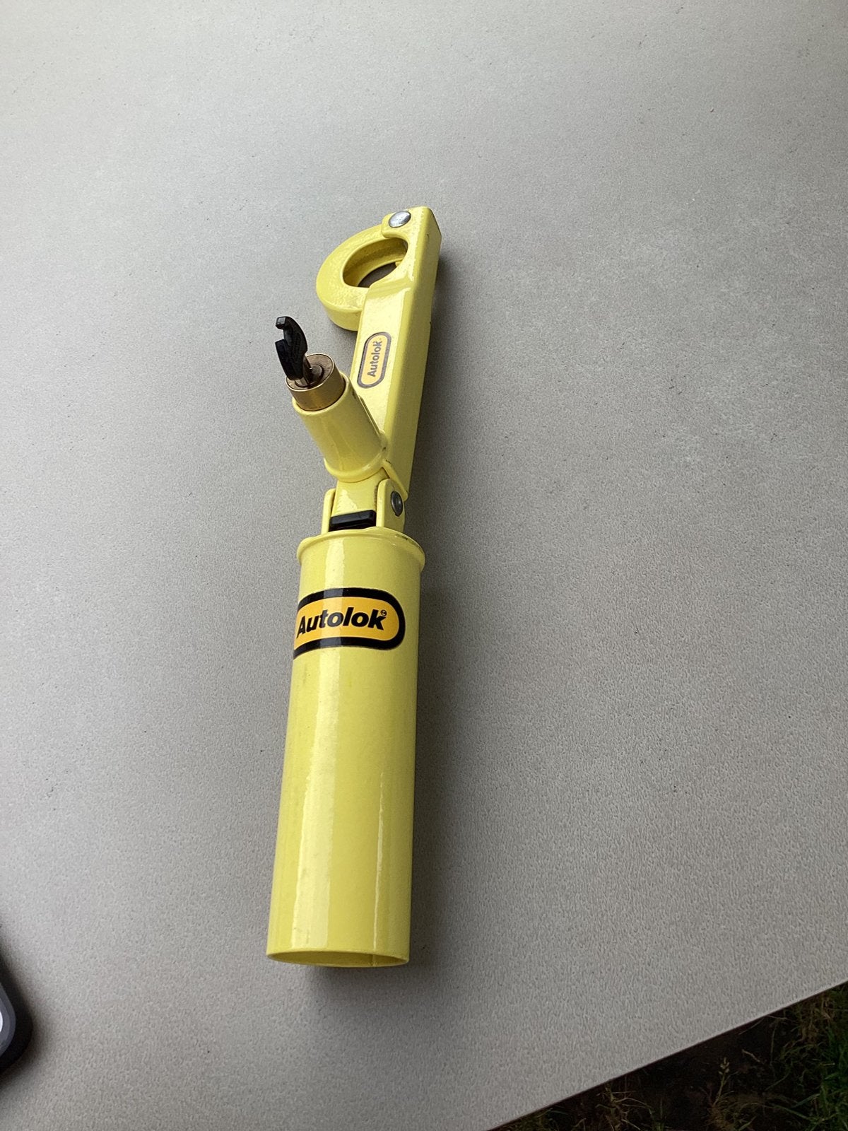 Serrure de voiture - serrure antivol (jaune), Enlèvement, Comme neuf