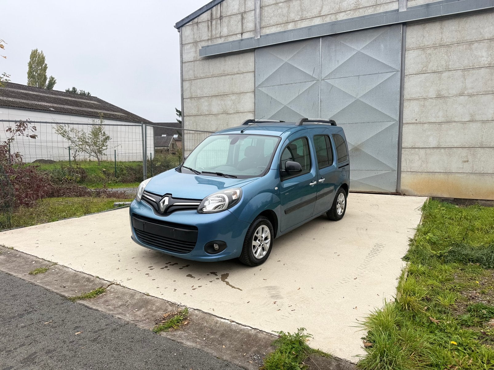 Renault Kongoo 1.2 benzine Bouwjaar 2018, Auto's, Monovolume, Euro 6, Kangoo, Particulier