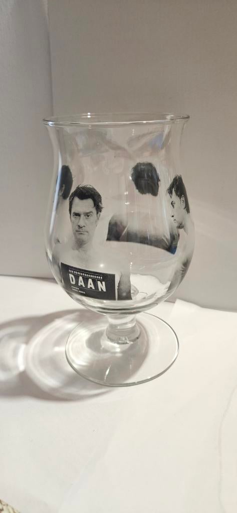 Duvel glas Daan, Enlèvement