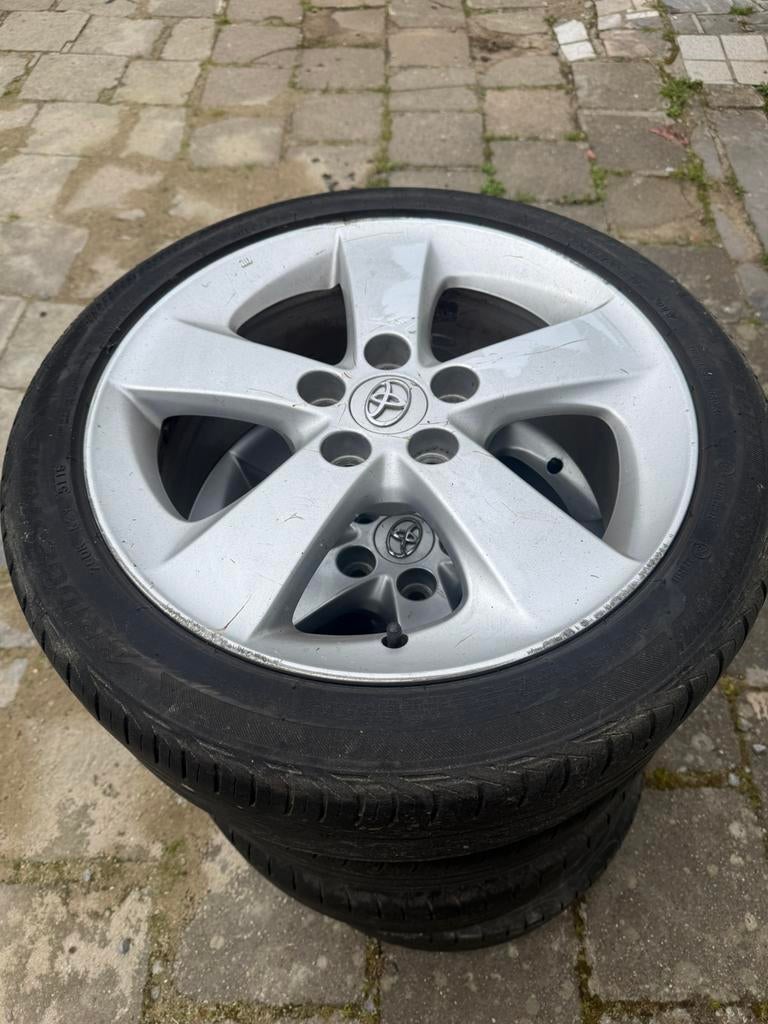 4x velgen toyota auris 2012, Auto-onderdelen, Banden en Velgen, Ophalen, 17 inch, Band(en), Personenwagen