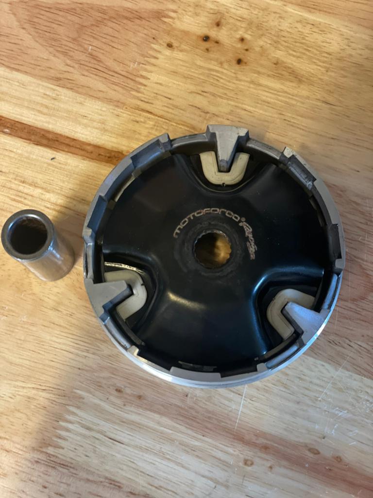 Motoforce racing vario booster spirit, Fietsen en Brommers, Brommeronderdelen | Algemeen, Ophalen of Verzenden, Zo goed als nieuw