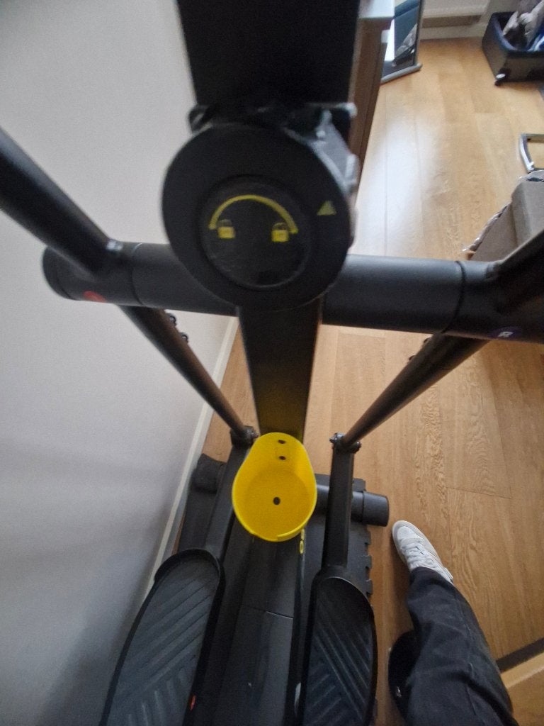 Elliptische crosstrainer/, Sport en Fitness, Fitnessapparatuur, Zo goed als nieuw, Crosstrainer, Armen, Benen, Buik, Metaal, Ophalen