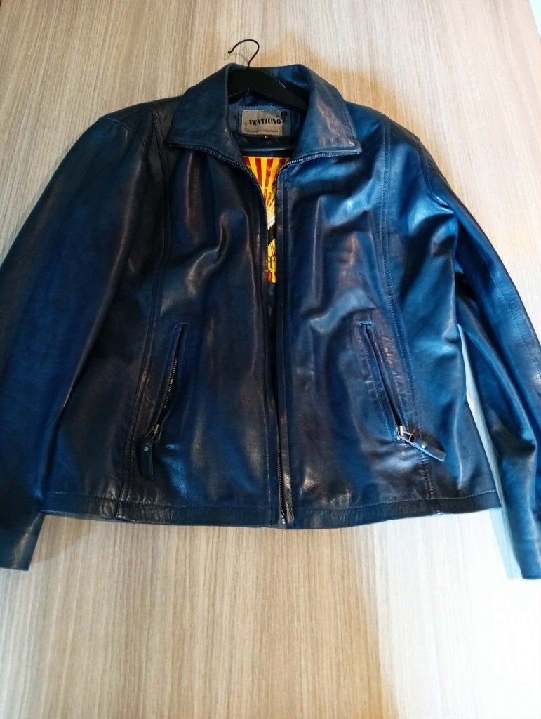 veste en cuir pour femme, Vêtements | Femmes, Taille 38/40 (M), Enlèvement ou Envoi, Comme neuf, Bleu