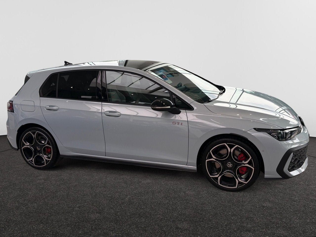 Volkswagen Golf VIII GTI NEW GTI Crystal Ice Blue * DCC * 19, Auto's, Automaat, 170 g/km, https://public.car-pass.be/vhr/76158946-acb1-4382-b473-86f3d5a5da88