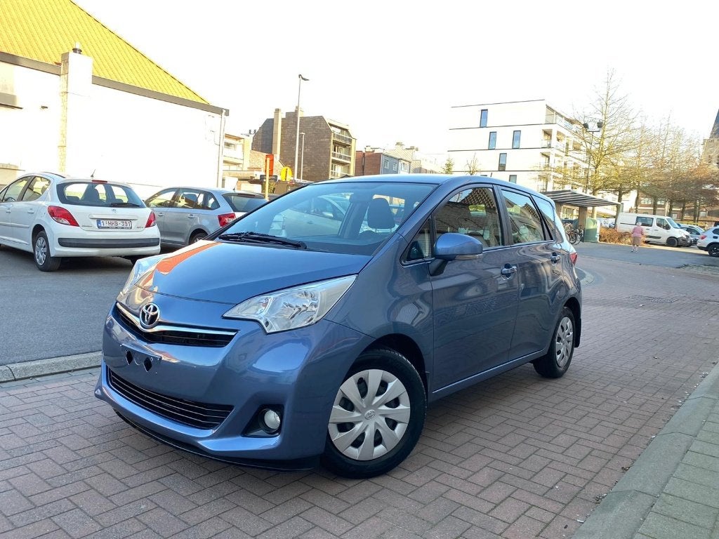 Toyota Verso-S 1.3 VVT-i essence/2014/52 000 km/Garantie, 100 kW, Euro 5, Achat, Entreprise