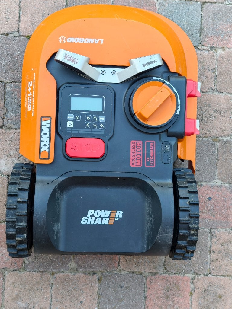 Tondeuse robot Worx M700 WR142E + Module anti-collision, Enlèvement, Utilisé