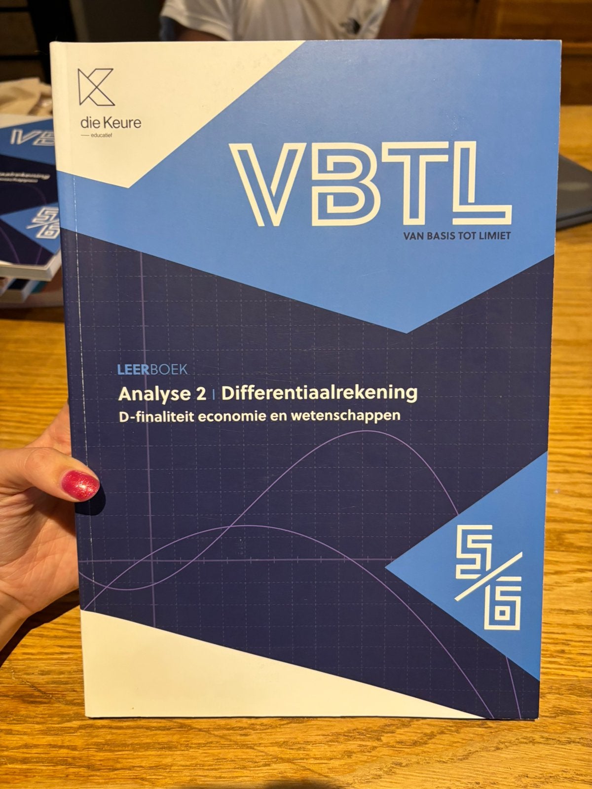 VBTL 5/6 - leerboek Analyse 2: differentiaalrekening D-econo, Verzenden, Wiskunde A