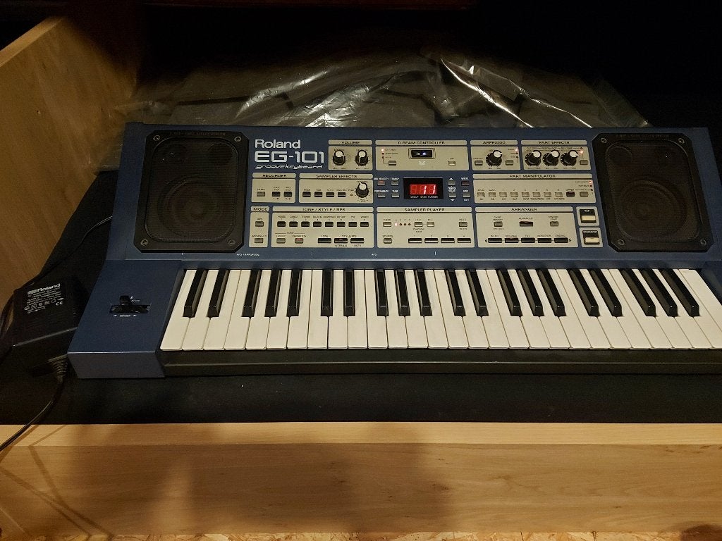 ROLAND EG-101 groovekeyboard, Roland, Utilisé, 49 touches, Avec connexion MIDI