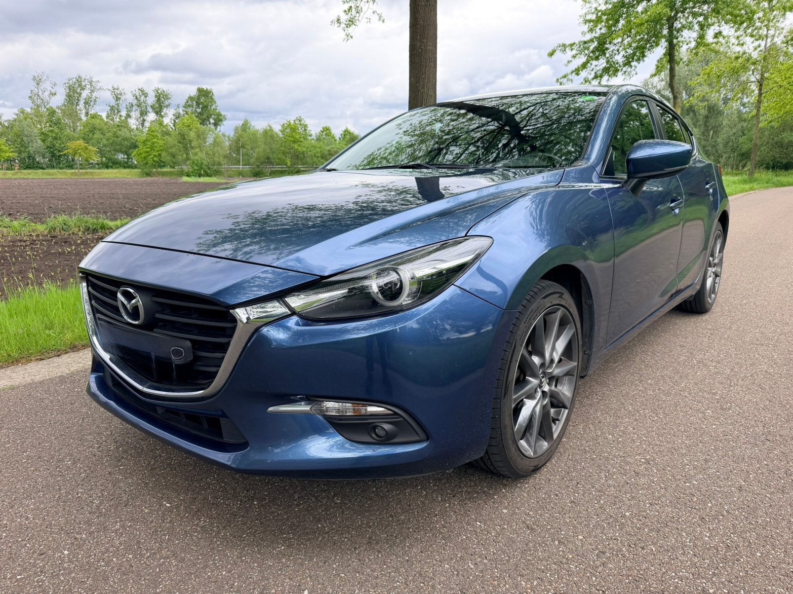 MAZDA 3 1.5 BENZINE / 2017 / EURO6B / CAMERA + SENSOREN, Autos, Mazda, Euro 5, Achat, Boîte manuelle, Particulier