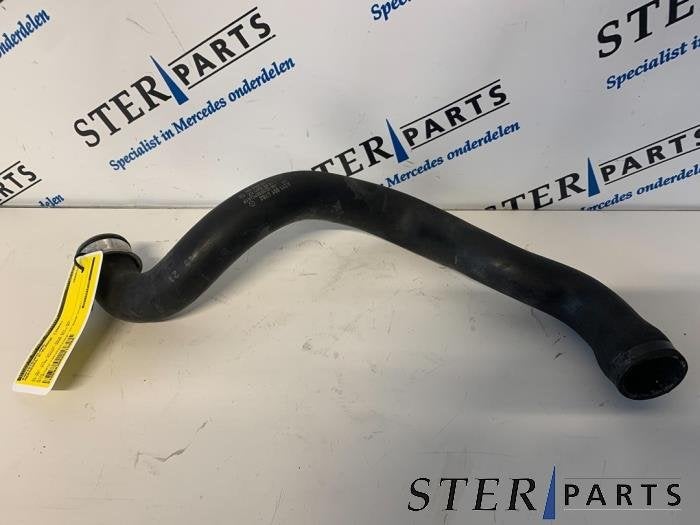 Tuyau radiateur d'un Mercedes E-Klasse, 3 mois de garantie, Utilisé, -, -