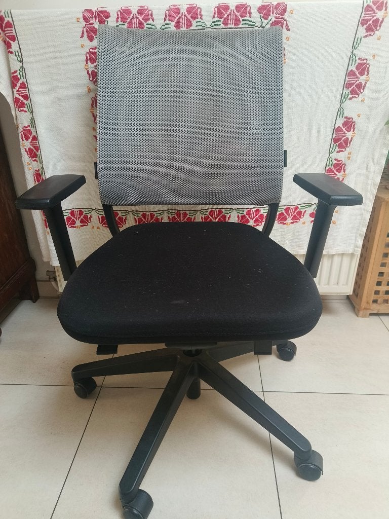 Gratis bureaustoel 2 stuks, Maison & Meubles, Chaises de bureau, Enlèvement, Utilisé, Chaise de bureau, Ergonomique