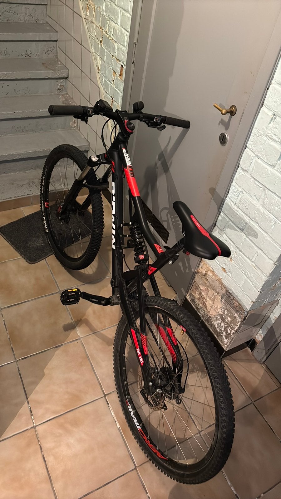 VTT btwin rock rider 520s, Vélos & Vélomoteurs, Enlèvement, Comme neuf
