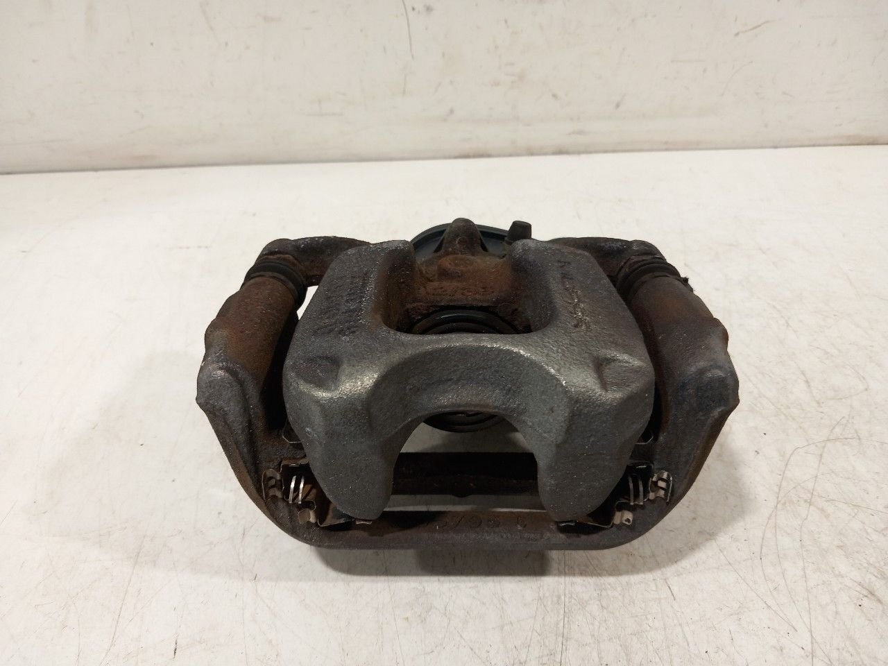 Remklauw links achter Jeep Renegade, Jeep, Onderdelen@venauto.nl, Van der Ven Autorecycling B.V., Gebruikt