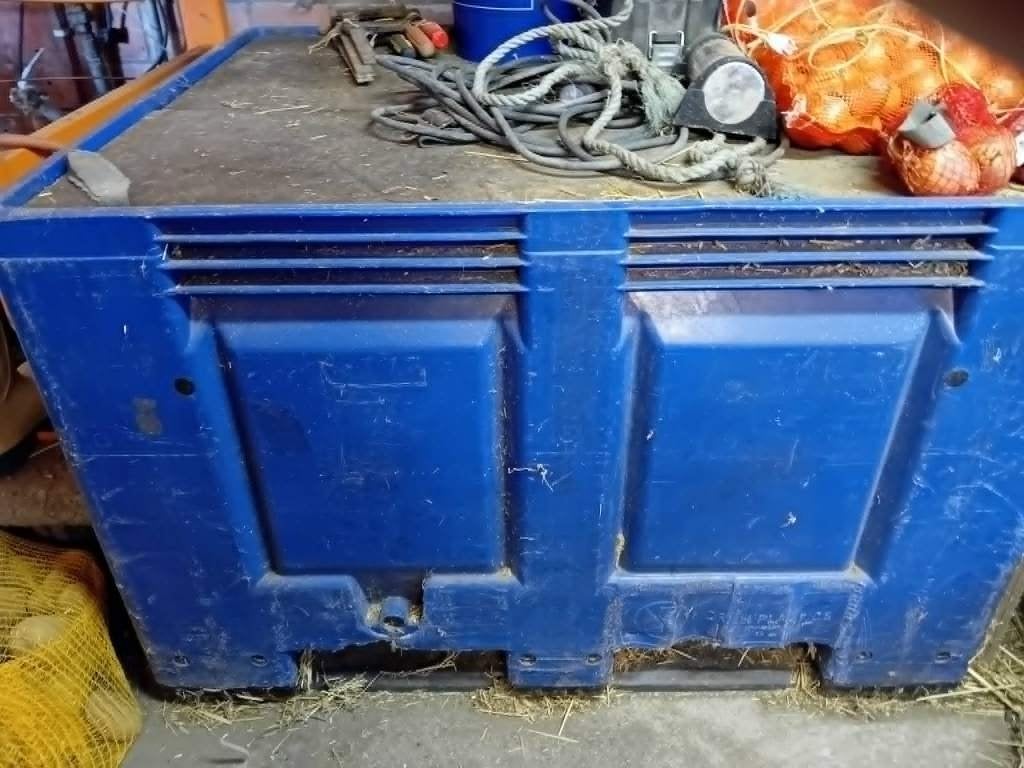 Palletbox kunststof, Ophalen, Gebruikt