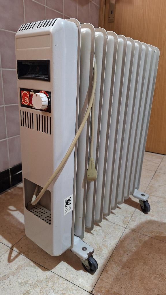 Elektrische olieradiator 1500W, Doe-het-zelf en Bouw, Verwarming en Radiatoren, Ophalen, 30 tot 80 cm, Gebruikt, Radiator