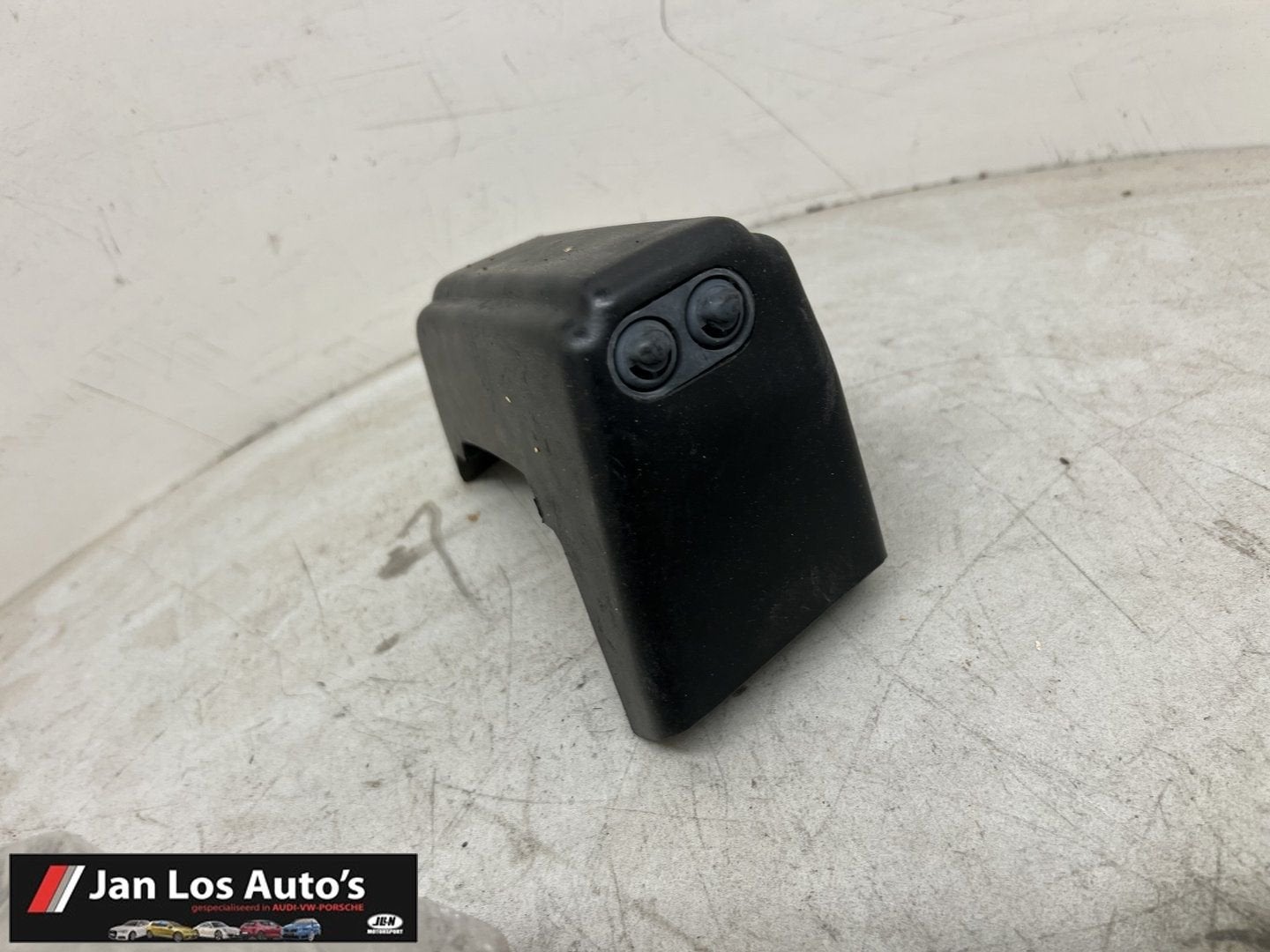 Audi 100 c2 typ 43 bumperrozet koplampsproeier NOS, -, Origine de la pièce connue, Audi, Utilisé