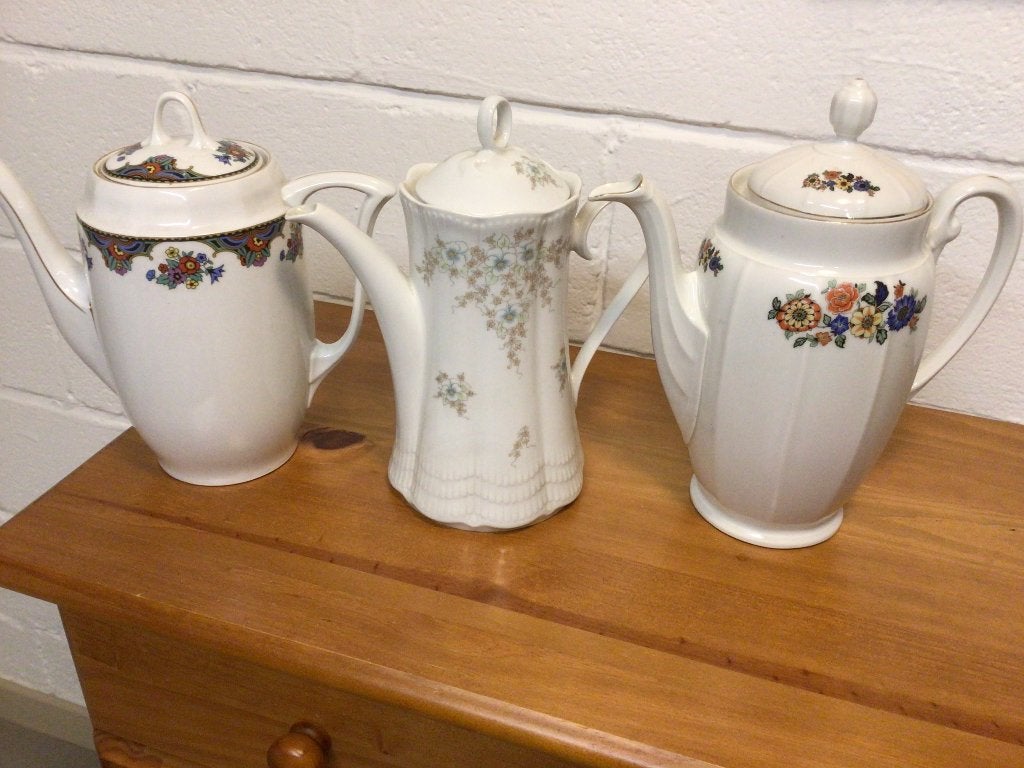 Cafetières anciennes la pièce 8€, Enlèvement