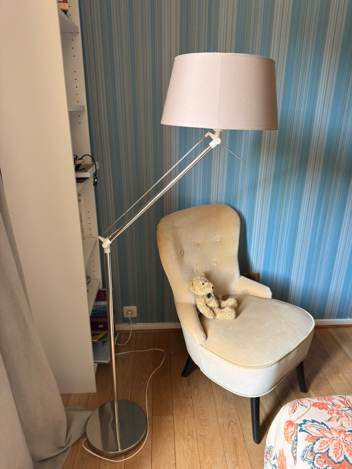 Ikea-lamp met lampenkap | Maison du Monde, Huis en Inrichting, Lampen | Vloerlampen, Ophalen, Zo goed als nieuw