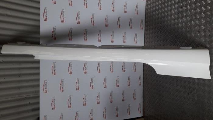 Jupe droite d'un Mercedes C-Klasse (149), 3 mois de garantie, Utilisé, -, -