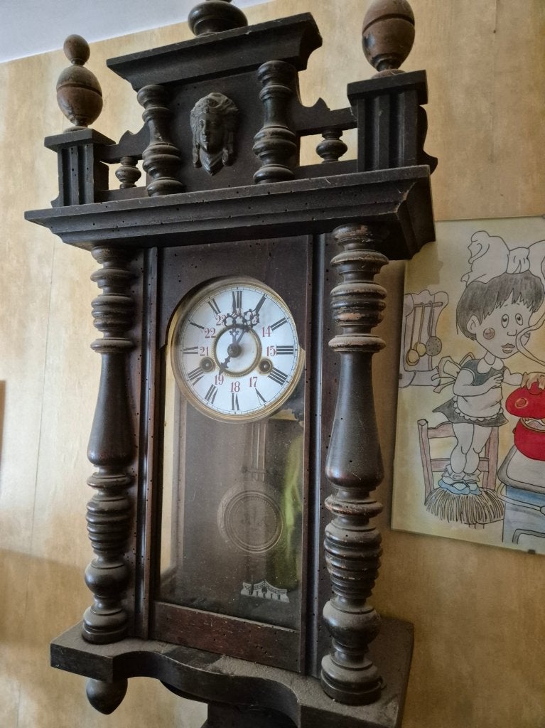Ancien Horloge carillon mural avec balancier, Antiquités & Art, Enlèvement