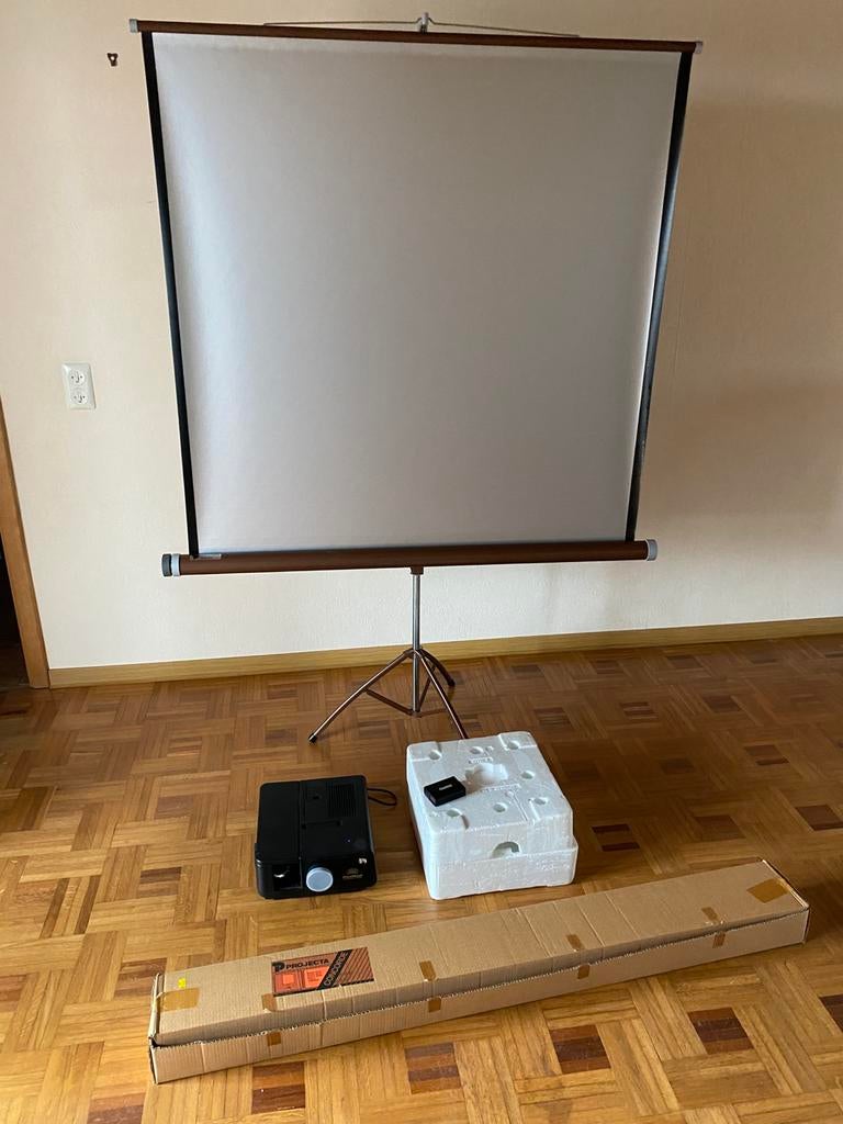 Diaprojecteur avec écran de projection, Enlèvement, Comme neuf, Avec écran