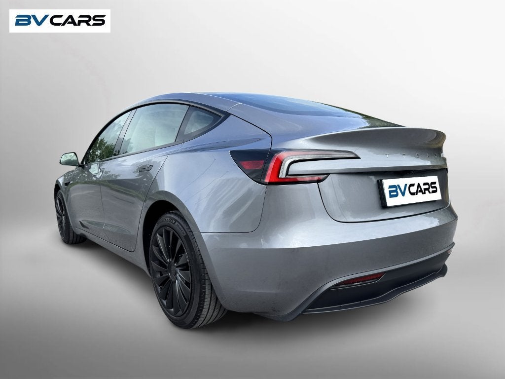 Tesla Model 3 Highland 60 kWh Quicksilver/LFP/Seat, Cuir, Argent ou Gris, 4 portes, Entreprise