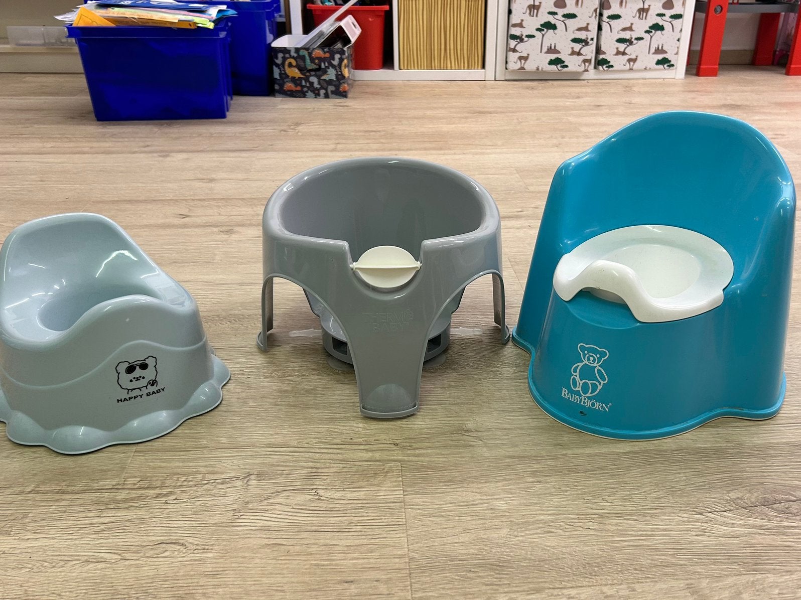 2 petits pots + support bain + adaptateur WC, Enfants & Bébés, Bains & Soins, Enlèvement, Comme neuf