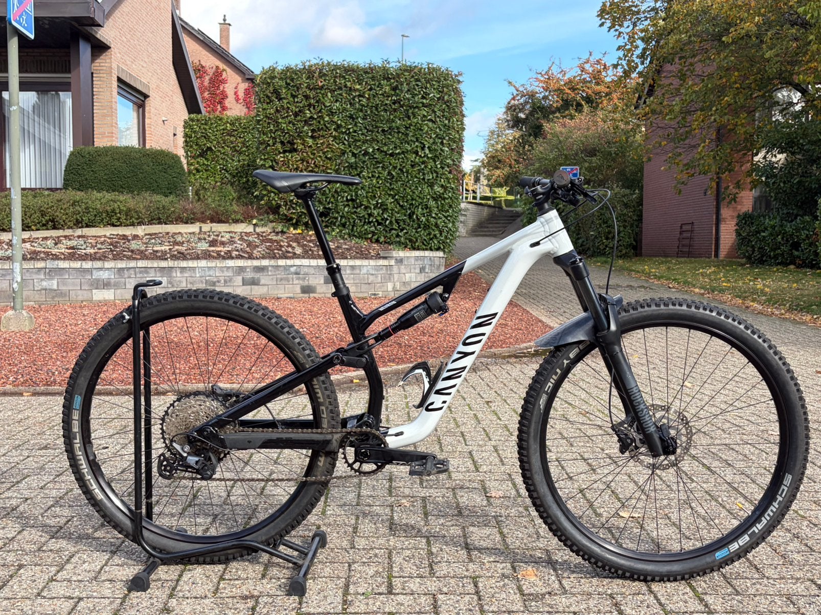 Canyon neuron 5 2023, Fietsen en Brommers, Fully, Ophalen, Nieuw, Schijfrem
