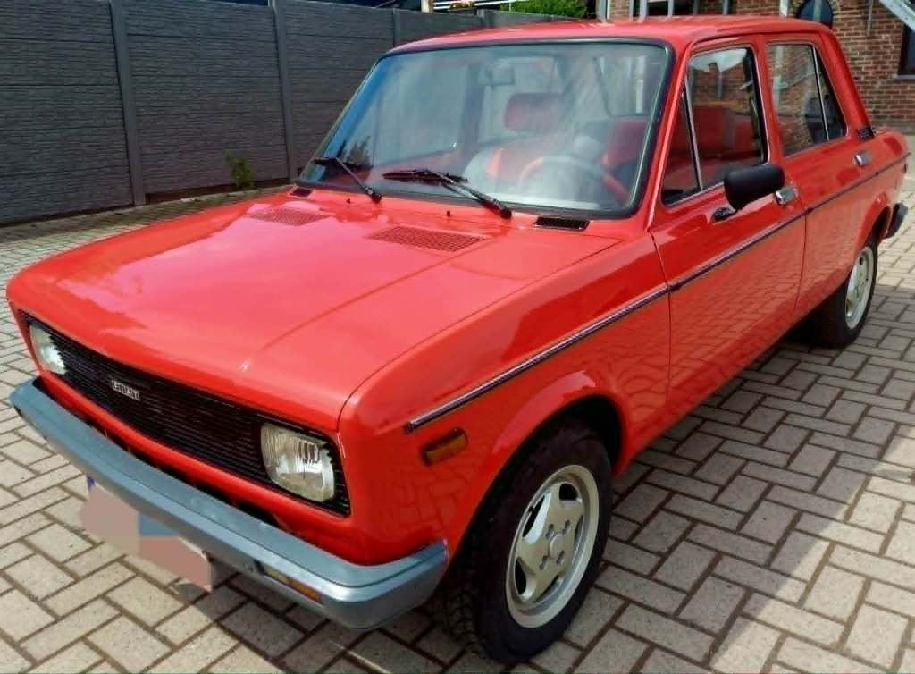 FIAT 128 C L, Autos, Rouge, Achat, 4 portes, Boîte manuelle