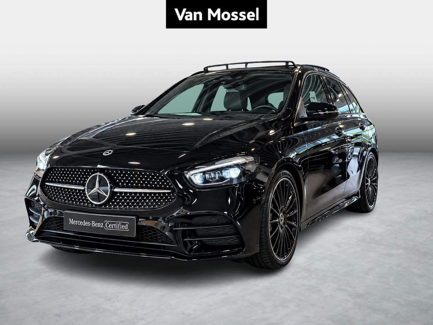 Mercedes-Benz B 180 Star Edition + AMG LINE + TREKHAAK + CAR, Auto's, Dealer onderhouden, https://public.car-pass.be/vhr/f3b02ea4-3a28-4e2b-99f3-bbec6edac81b