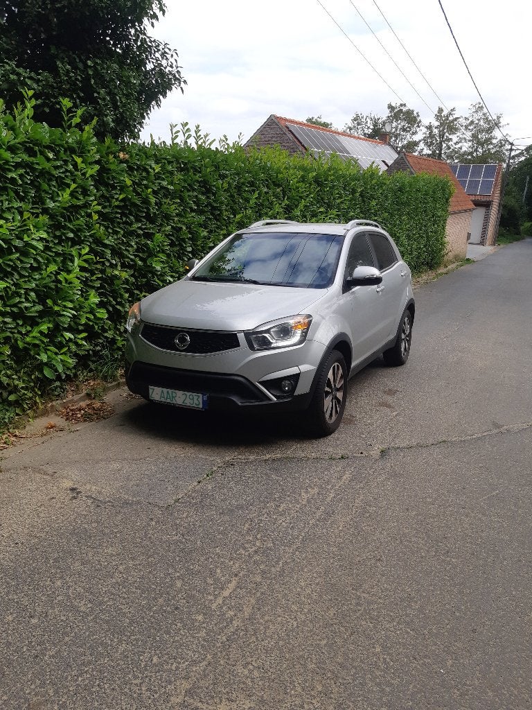 ssangyong korando 2015 d20t AWD, Autos, Cuir, Achat, Korando, 2000 kg