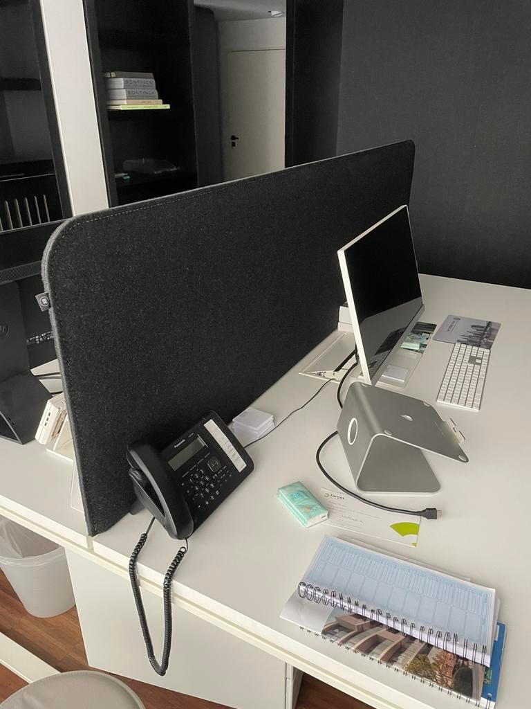 Akoestisch scheidingswand (buzzi space), Huis en Inrichting, Bureaus, Ophalen, Scheidingswand, Zo goed als nieuw