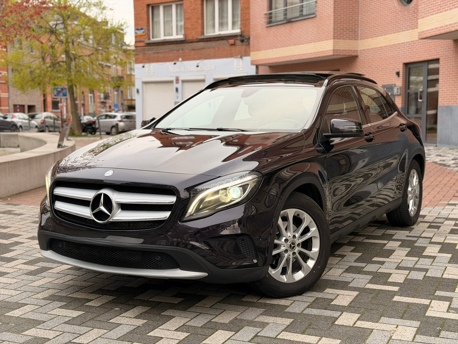 Mercedes GLA 180 – 2016 – Diesel – Full Options, Achat, 6 portes, Euro 6, Autres couleurs