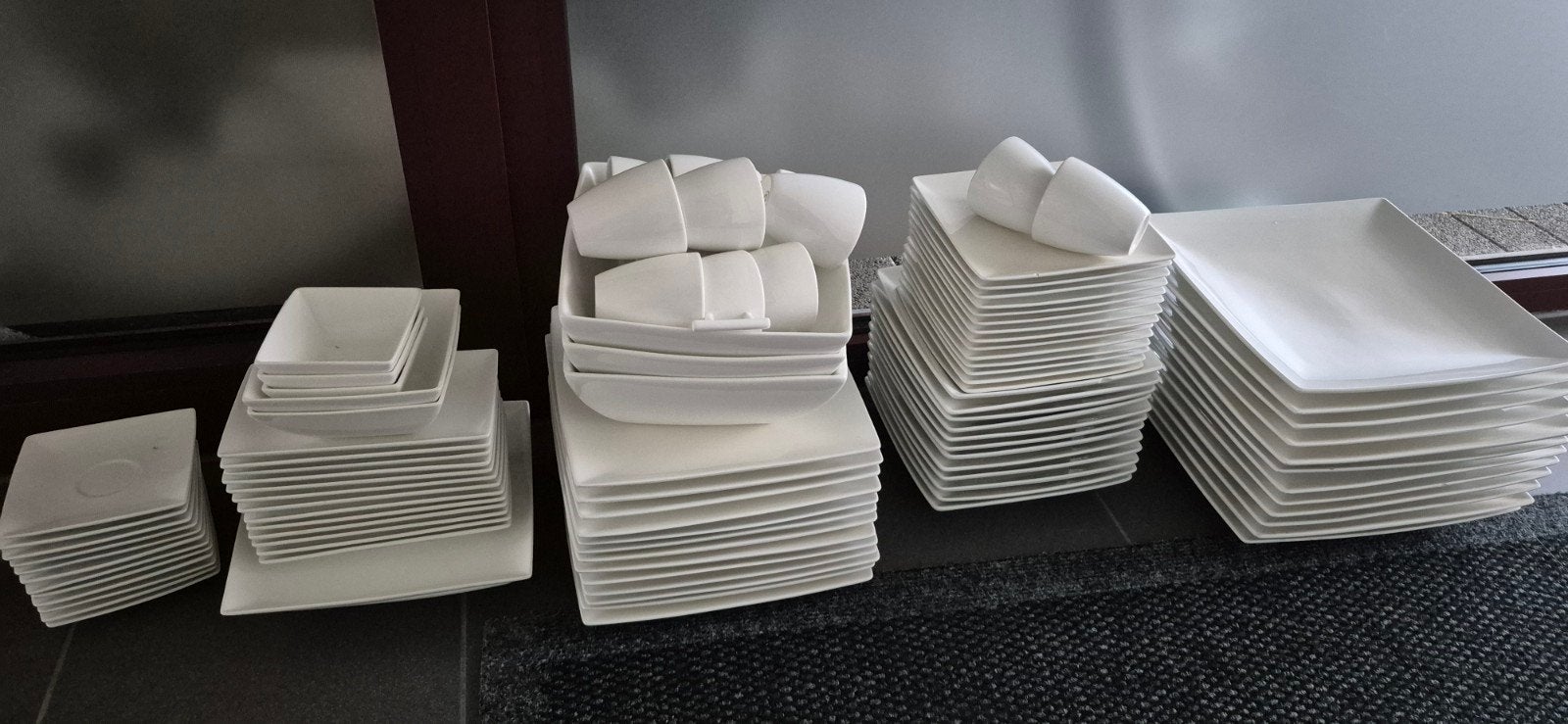 eetservies, Ophalen