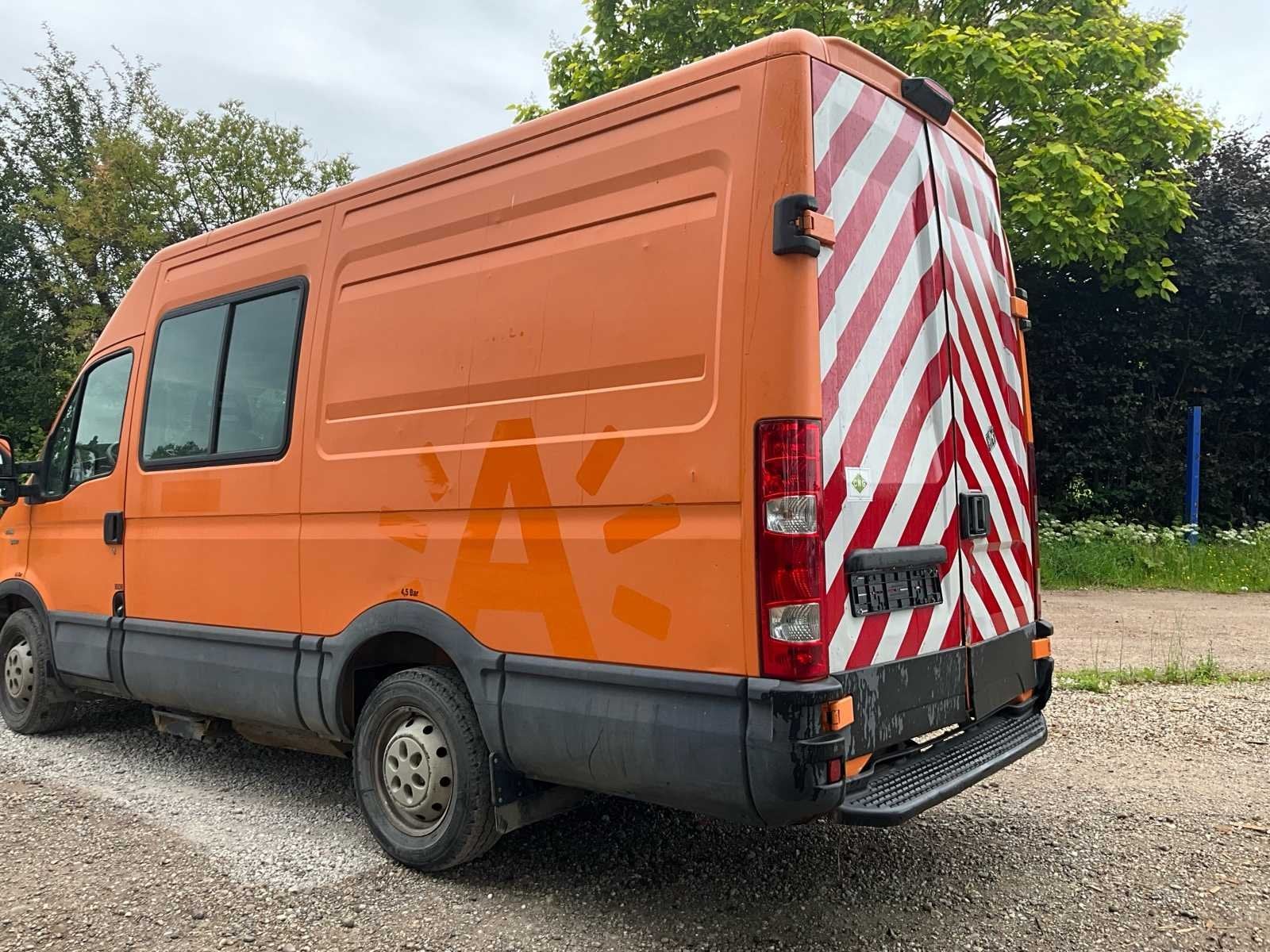 Iveco Daily 35S14 cabine double GNC - 37000 km - toit haut, Autos, Camionnettes & Utilitaires, Euro 5, Achat, Entreprise, Iveco