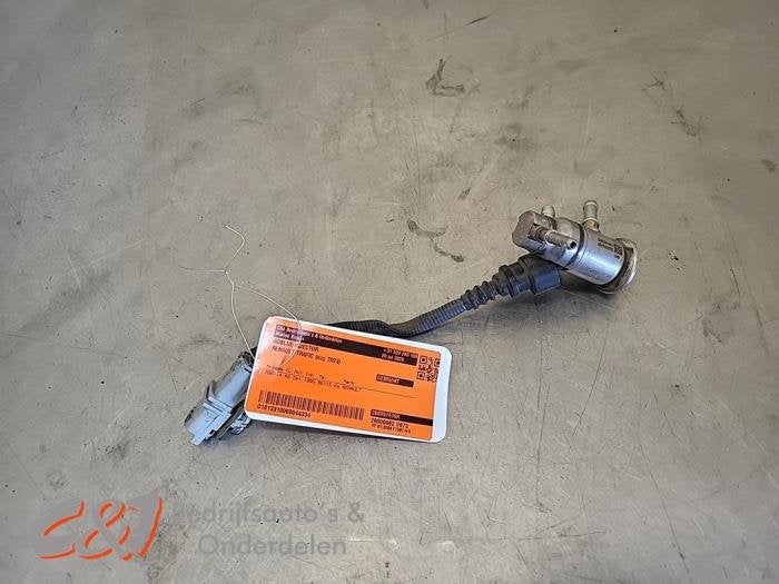 Injecteur Adblue d'un Renault Trafic, Renault, -, 3 mois de garantie, Utilisé