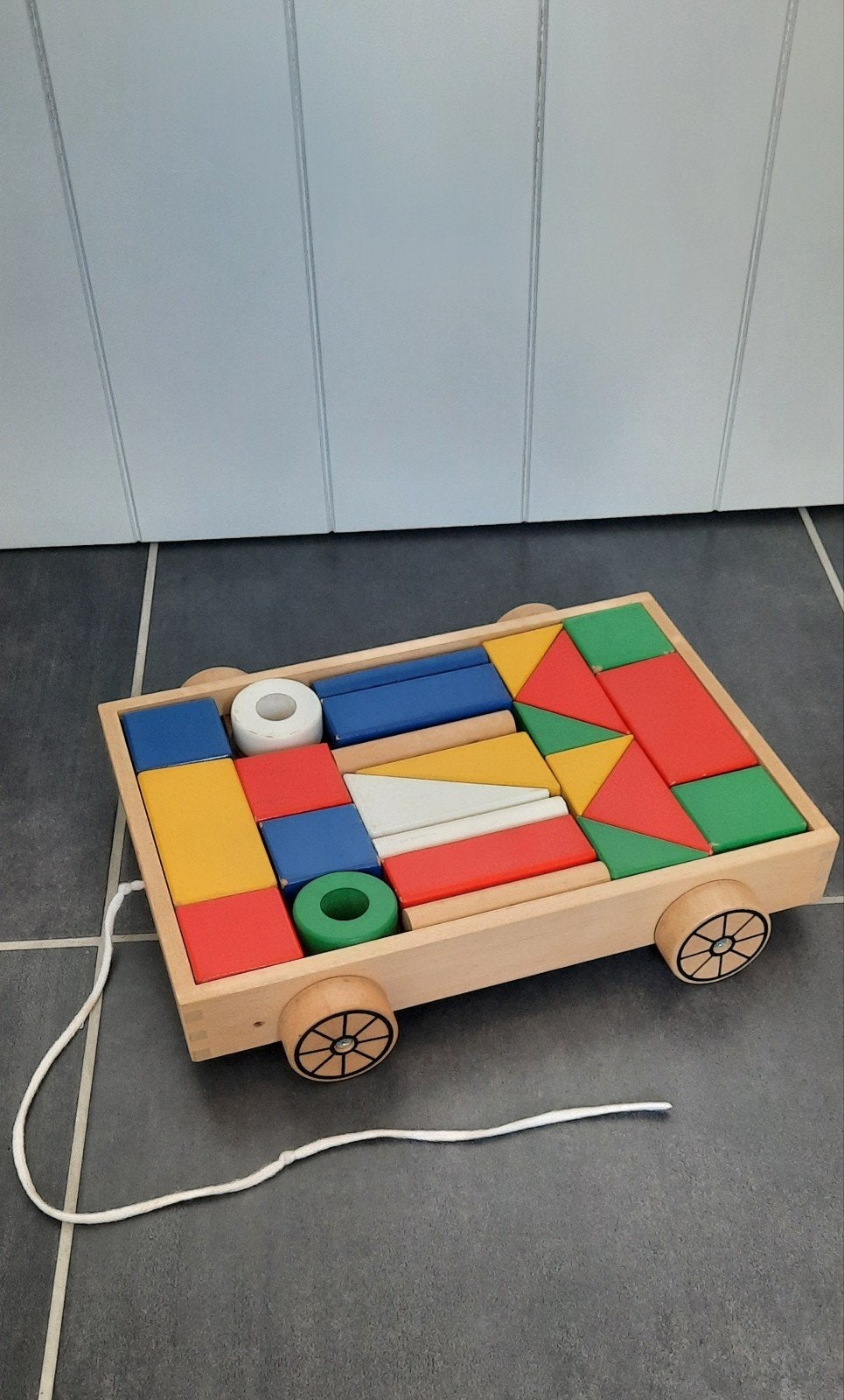 Chariot à blocs en bois Ikea, Enfants & Bébés, Jouets | Jouets en bois, Enlèvement, Comme neuf