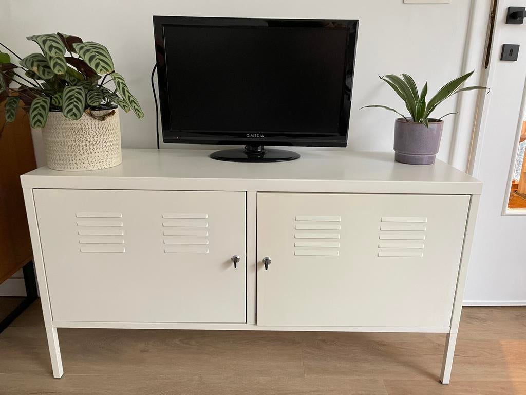 Metalen witte (tv) kast, Ophalen, Gebruikt, 100 tot 150 cm, Minder dan 100 cm