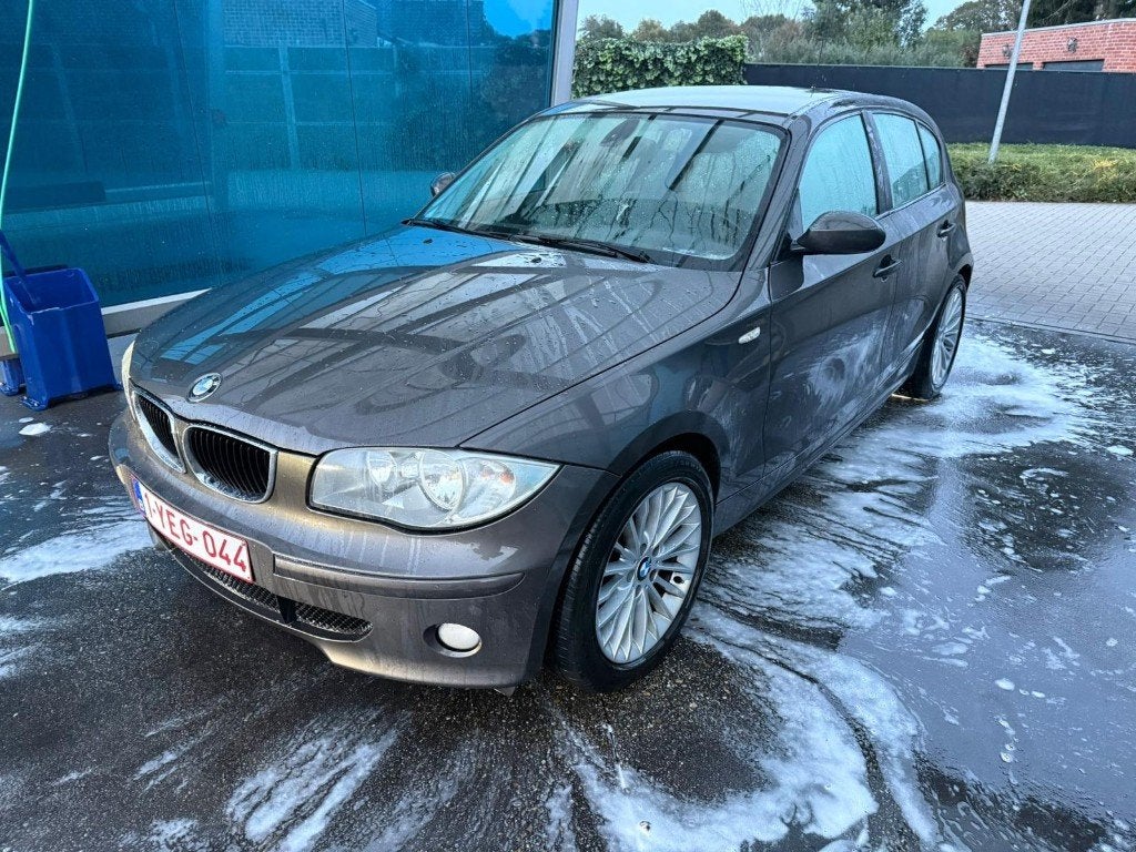 BMW 120D Leder/Auto. Airco/Gekeurd, Auto's, BMW, 1998 cc, Zwart, 4 cilinders, 5 deurs